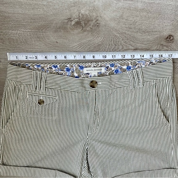 Banana Republic Sage Green Cream Striped Shorts - Picture 7 of 12